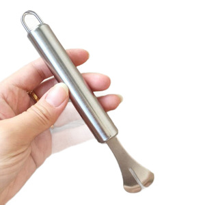 Outil d'ouverture intestinale en acier inoxydable pour volailles, avec conception à double fonction pour ouvrir et couper les intestins - Product Image 5