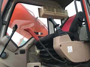 รถขุด Doosan DH220 มือสอง สภาพ 85% ผลิตในญี่ปุ่น ปี 2015 รุ่น 22 ตัน บุ้งกี๋ 0.8 เมตร พร้อมอะไหล่หลัก เครื่องยนต์ และปั๊ม - Product Image 6