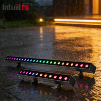 Barre lumineuse LED étanche IP65 pour éclairage mural 12/24x2W RGBW 4-en-1 pour scène 9 °   Projecteur d'extérieur en aluminium DMX512 à angle de faisceau