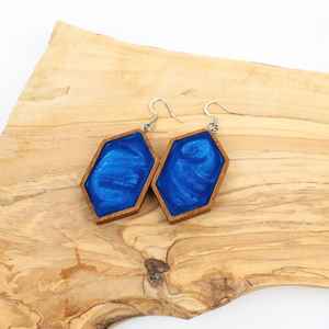 Pendientes de Resina y Madera, Joyería Artesanal de Moda, Diseño Ligero, Inspirado en la Naturaleza, Perfecto para Mujeres, Adolescentes y Niñas - Product Image 6