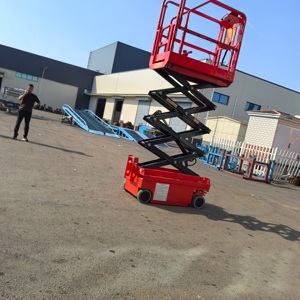 Plataforma Elevadora de Tijera Autopropulsada Pequeña, 4m de Altura, 100kg de Capacidad, Control Remoto - Product Image 4