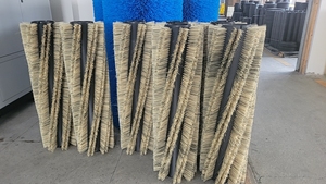 Nuevo cepillo de limpieza de carreteras HUANMEI de 48 pulgadas, cepillo principal de nailon <span class=keywords><strong>Proex</strong></span> Wire Armadillo 9X SW 9X para barredora de carreteras - Product Image 5