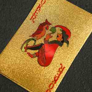 קלפי משחק מעוצבים בסגנון מטבע אירופאי, מצופים זהב PET, עמידים וזוהרים, למשחקי פוקר ובידור משפחתי. - Product Image 2