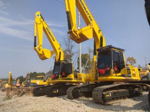 Komatsu 23ตัน220-8รถขุดไฮดรอลิกสินค้าจากญี่ปุ่น PC220-8 Komatsu แบบใช้แล้ว - Product Image 6