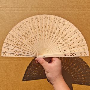 <span class=keywords><strong>Abanico</strong></span> <span class=keywords><strong>de</strong></span> mano <span class=keywords><strong>de</strong></span> madera plegable Gramineae <span class=keywords><strong>de</strong></span> 20cm con logotipo personalizado para bodas, promociones y fiestas, regalo <span class=keywords><strong>de</strong></span> boda fragante para Decoración - Product Image 6