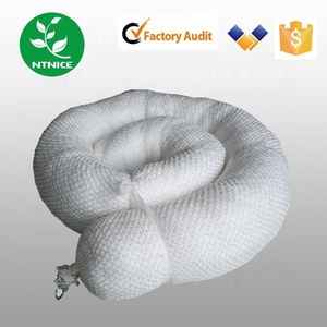Calcetín absorbente de aceite y combustible, paquete de 12 serpientes blancas de 3 "X 48", absorbe derrames - Product Image 4