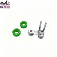 Roulettes de porte coulissante en nylon vert zingué, roulettes supérieures en nylon, décalage à droite 9,5 mm, roulettes de placard