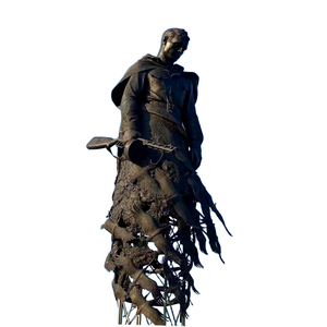 Statues en bronze sur mesure de soldats soviétiques et russes sur le thème de la mode avec impression sérigraphique - Product Image 6