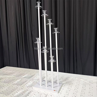 Grand chandelier blanc à 7 bras avec tubes en verre et pendentifs en cristal, porte-bougie pour centre de table de mariage et événements