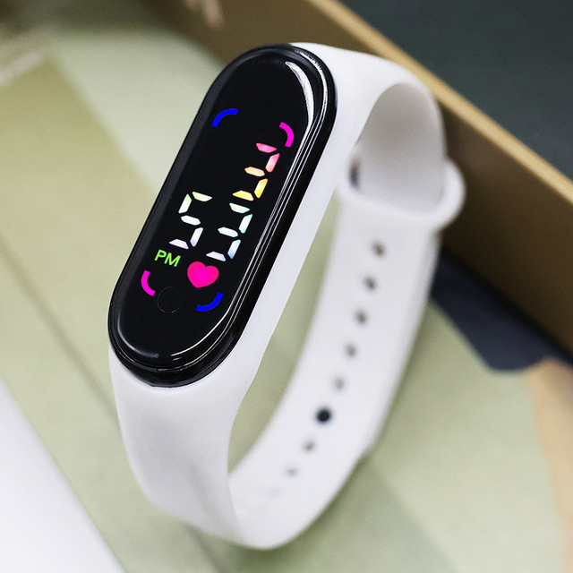 2026 Factory Direct Gifts Oval Digital Waterproof Watch Sports Student Watch Silicone Band LED Water Resistance Watch