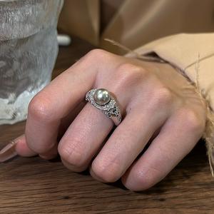 Joyería de Plata Pura S925, Estilo Clásico de Lujo, Incrustada con Perlas Grises y Diamantes Negros, Adorno Moderno - Product Image 2