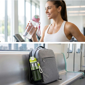 Bouteille d'eau sport en plastique avec paille, couvercle à bouton-poussoir, sangle de transport, sans BPA, pour la gym, la course et les voyages - Product Image 6