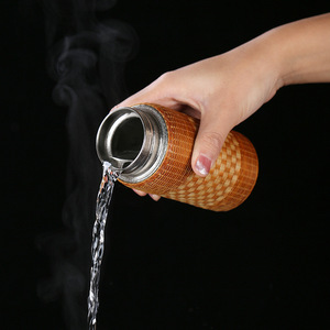 Handmade Bamboo Woven <b>Titanium</b> Thermos Cup With Temperature Display Portable Travel Tea Cup Water Bottle Kettle - Product Image 4