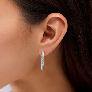 Boucles d'oreilles Huggie en cristal, acier inoxydable 316L, placage or PVD, bijoux durables et résistants pour femmes, accessoire de mode - Product Image 3
