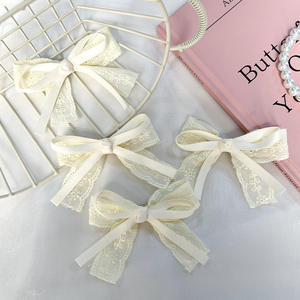 Pinza de Pelo Lateral para <span class=keywords><strong>Mujer</strong></span>, Hecha a Mano, Retro, Fresca, Beige, con Encaje Bordado, Estilo Bohemio Pastoral, Tipo Pato - Product Image 4