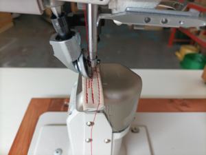 Máquina <span class=keywords><strong>de</strong></span> Coser Industrial Computarizada en Oferta, <span class=keywords><strong>de</strong></span> Una/Dos Agujas, Completa para Fabricación <span class=keywords><strong>de</strong></span> Calzado, Pelucas, Bolsos - Product Image 2