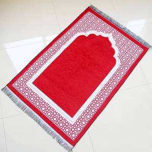 Tapis de prière en chenille jacquard arqué, de haute qualité, haute densité, nouveau style, lavable et résistant à l'usure, adapté à un usage domestique - Product Image 1