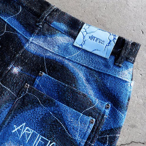 <span class=keywords><strong>Jeans</strong></span> Vintage Effetto Consumato Sbiadito Stile Y2k Vestibilità Ampia Orlo Tagliato Curvo Oversize Streetwear <span class=keywords><strong>Uomo</strong></span> con Grafica 3D e Patch Ricamate - Product Image 6