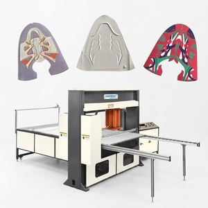 Machine de découpe automatique à <span class=keywords><strong>portique</strong></span> multi-couches pour la découpe de matériaux composites (cuir, nylon) des empeignes et semelles de chaussures - Product Image 1