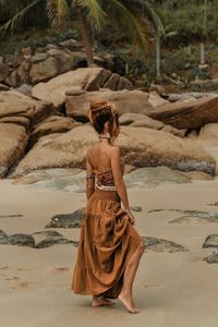 Falda Maxi Elástica con Cintura Ajustable para Mujer, Diseño de Capas Sueltas con Bolsillos Laterales, Imprescindible para Citas Diarias y Escapadas de Verano - Product Image 3