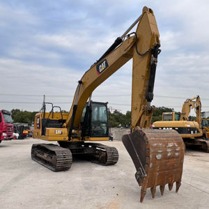 Excavadora Caterpillar 320GC de segunda mano de primera calidad, equipo sobre orugas de 20 toneladas para operaciones de construcción y movimiento de tierras - Product Image 1