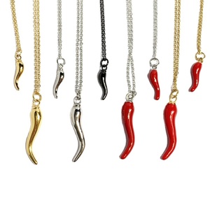 Collar con Colgante de Chile Arcoíris Único al por Mayor, Joyería Personalizada con Dijes de Pimiento Rojo Esmaltado para Mujer - Product Image 1