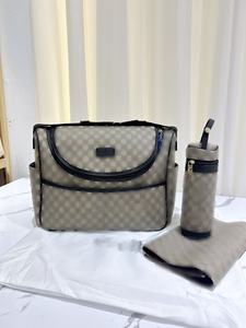 Ensemble de sacs à couches de luxe 3-en-1 : <span class=keywords><strong>Sac</strong></span> fourre-tout de maternité de créateur haut de gamme avec matelas à langer et porte-biberon isotherme, grand format, imperméable - Product Image 5