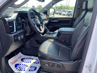 GMC Sierra 2500HD Denali Crew Cab 4x4 2024, boîte automatique, caméra de recul, intérieur cuir gauche, moteur intelligent 8L, porte-bagages de toit en alliage d'aluminium