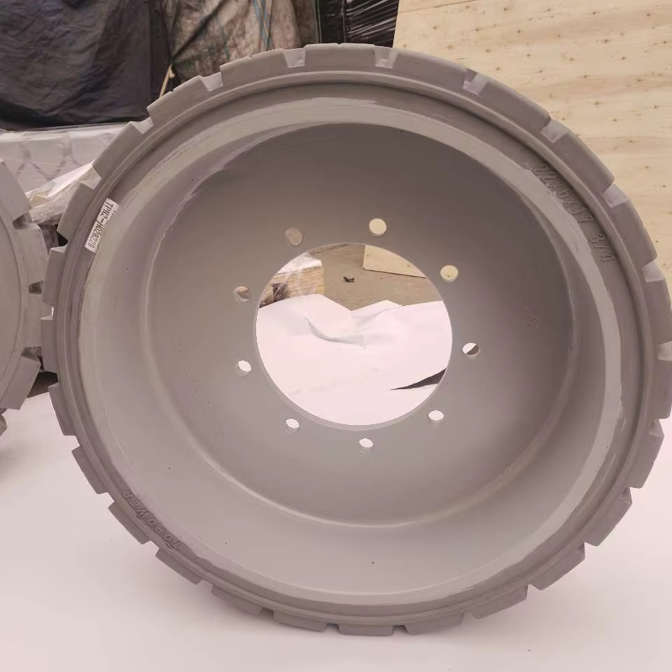 Non Marking Chinese Factory  Mould on Solid Rubber Tyre 22x6x17.75 Used for Aerial Working Platform