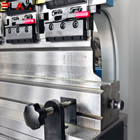 Presse plieuse CNC BLMA 200T 2500MM au Vietnam Brésil Édition 2D 8mm 10mm 12mm Machine de pliage de tôle en carbone DA53T Prix