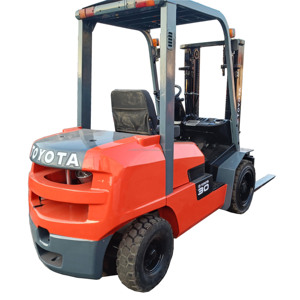 Original Japan for 2023 3 Ton Diesel Engine Forklift 3m Lifting Height 2m Fork Length <b>Used</b> Forklift Sale 1 Year Warranty - Product Image 1