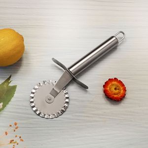 Alta calidad respetuoso con el medio ambiente grado alimenticio Premium 430 Acero inoxidable <span class=keywords><strong>Pizza</strong></span> cortador rueda hogar <span class=keywords><strong>Pizza</strong></span> cuchillo - Product Image 4