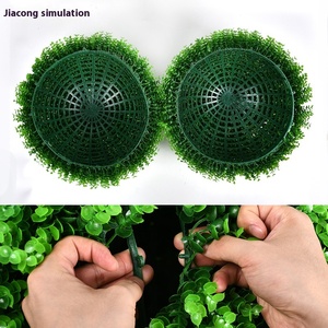 Milan moderne PE vert herbe mousse boules intérieur/extérieur bureau décor artificiel Eucalyptus pin <span class=keywords><strong>lierre</strong></span> fleurs en plastique pour - Product Image 5