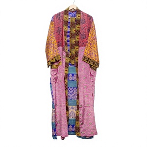 Kimono de Seda 100% de Alta Calidad con Estampado, Cuello en V, Hermoso Logotipo Personalizable, Transpirable, Suave, para Primavera, Verano y Otoño - Product Image 1