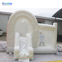 Château gonflable commercial entièrement blanc avec toboggan, maison de saut pour enfants pour location de fêtes de mariage et d'anniversaire