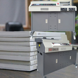 Machine à relier <span class=keywords><strong>les</strong></span> <span class=keywords><strong>livres</strong></span> A3 à colle thermofusible, la plus vendue, pour un gain <span class=keywords><strong>de</strong></span> <span class=keywords><strong>temps</strong></span> - Product Image 1