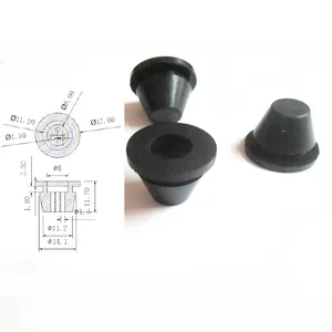 Vierkantstecker mit 3 Löchern 1,8 mm Löcher längslänger Stecker Gummikabel-Stachel für Elektroware Gummi-Steckel