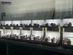 आधुनिक अल्ट्रा-पतली 11 मिमी की अगुवाई वाली कोब चिप ने चुंबकीय ट्रैक लाइट एल्यूमीनियम रैखिक रेल ग्रिल को चुंबकीय ट्रैक किया - Product Image 6