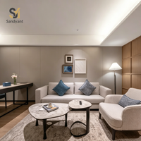 Ensembles complets personnalisés pour chambres d'hôtel avec lit king-size, armoire et double bureau – Mobilier hôtelier fonctionnel pour projets d'hôtels et d'appartements
