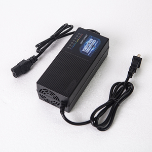 Chargeur de <span class=keywords><strong>voiture</strong></span> électrique universel 48V 12AH à 20AH pour batteries au plomb-acide avec 7 adaptateurs pour véhicules électriques légers - Product Image 3