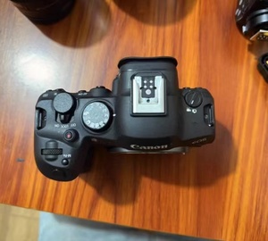 Cámara Digital <span class=keywords><strong>Canon</strong></span> <span class=keywords><strong>R6</strong></span> <span class=keywords><strong>II</strong></span> 90% Nueva, Cámara sin Espejo de Fotograma Completo para Fotografía Integral - Product Image 4