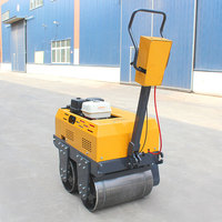 Mini rouleau vibratoire Honda de 0,5 tonne à double tambour, rouleau à asphalte manuel avec pompe hydraulique et rayon de braquage court