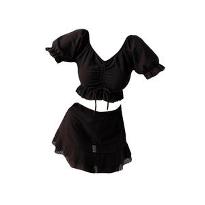 Ensemble de maillot de bain deux pièces vert clair pour femmes, maillot de bain conservateur à col en V pour les vacances d'été - Product Image 3