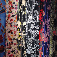 Tissu en velours jacquard personnalisé en gros, imprimé dévoré, motif floral, 100 % polyester, avec reflets dorés