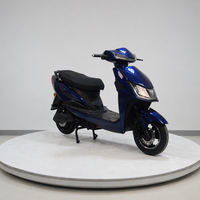 Moto électrique pour adultes à haute performance, 60V 2000W, batterie au lithium, corps élégant bleu profond, roues en alliage, transport quotidien