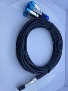Cable de Conexión Directa Pasivo de Cobre QDD-8X-200G-PCUXX de 0.5m, 200G QSFP-DD a 8 x 25G SFP28 DAC - Product Image 6
