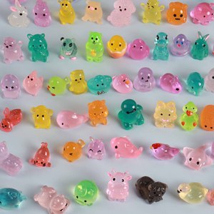 <span class=keywords><strong>Mini</strong></span>-sacs surprises d'animaux en résine, figurines de dessins animés transparentes assorties pour la décoration de micro-paysages et de jardins féeriques - Product Image 3