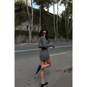 Cárdigan de Punto con Doble Cierre Balboa en Gris, Estilo Casual con Capucha, Lana Tejida para Otoño y Primavera, Opciones de Longitud Larga y Corta - Product Image 1