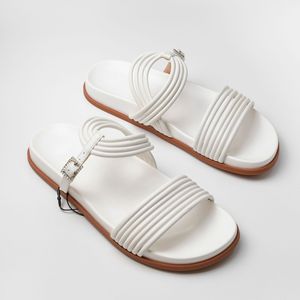 Pantofole con fondo spesso estate 2025 alla moda per esterni di grandi dimensioni, leggere e antiscivolo da spiaggia, <span class=keywords><strong>sandali</strong></span> da donna a fondo piatto - Product Image 6