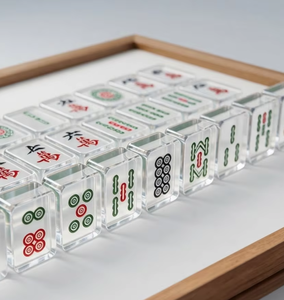 Tuiles de mahjong américaines en acrylique personnalisées, transparentes, pour 4 joueurs, écologiques, durables, jeu de société pour les fêtes de Noël - Product Image 1